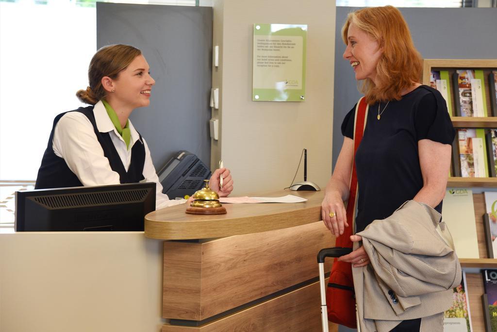 Gda Hotel Am Schlosspark Bad Homburg vor der Hohe Bagian luar foto