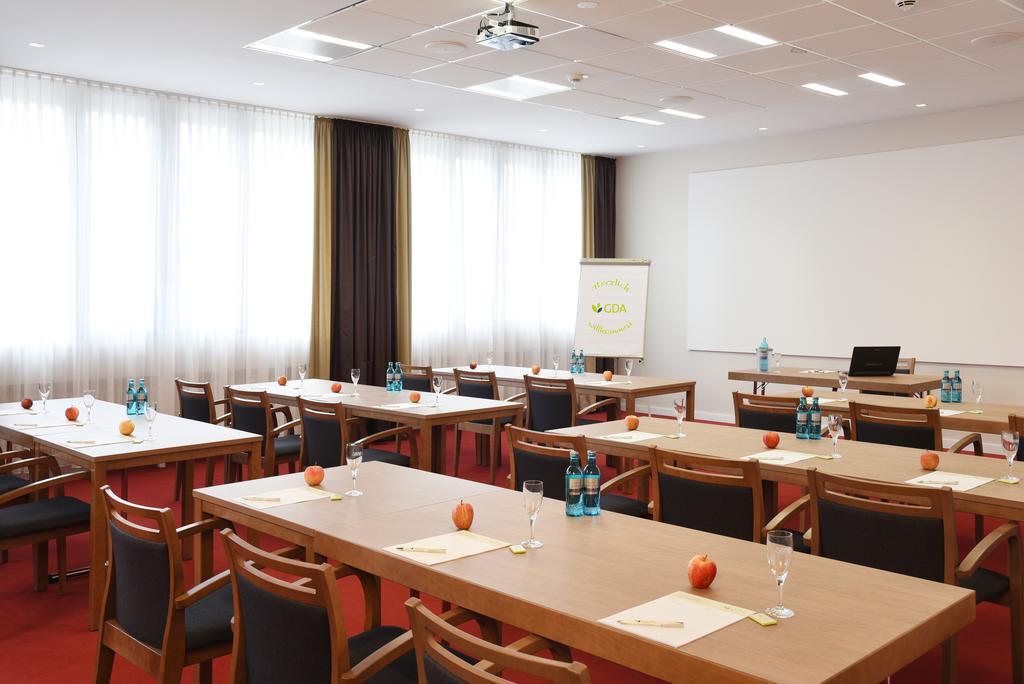 Gda Hotel Am Schlosspark Bad Homburg vor der Hohe Bagian luar foto